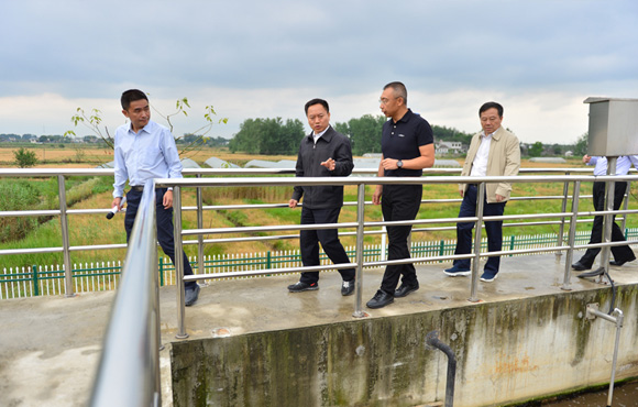 细化行动、、凝聚合力，，扎实推动环巢湖流域水环境综合治理——省长李国英一行调研长临河镇污水处置厂